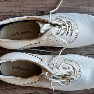 Off white mens bucks. Size 11.